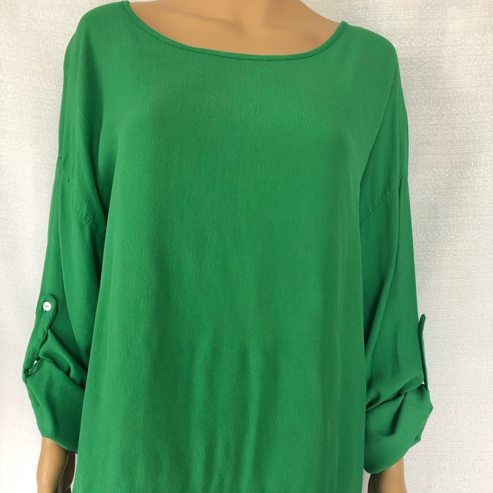 Top Italian made women’s garment